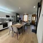 Prázdninový dům Maison Bord De Marne Pour 10 Personnes Avec Jacuzzi *