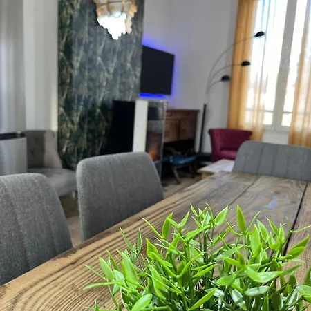 Maison Bord De Marne Pour 10 Personnes Avec Jacuzzi *