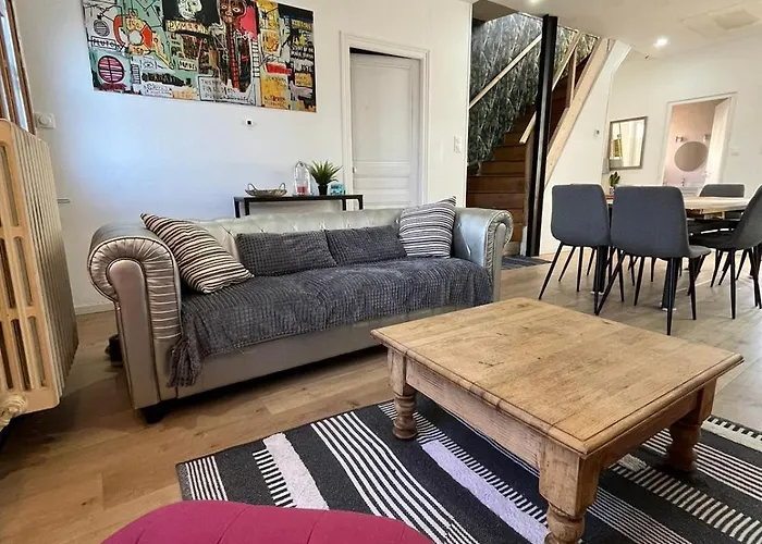 Holiday home Maison Bord De Marne Pour 10 Personnes Avec Jacuzzi *