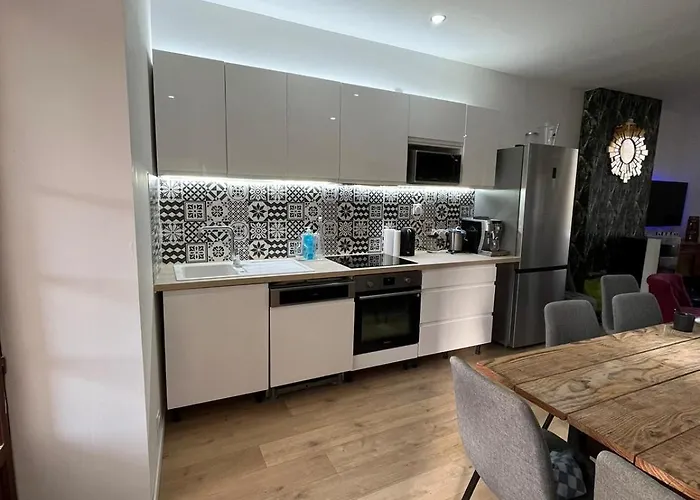 Maison Bord De Marne Pour 10 Personnes Avec Jacuzzi *